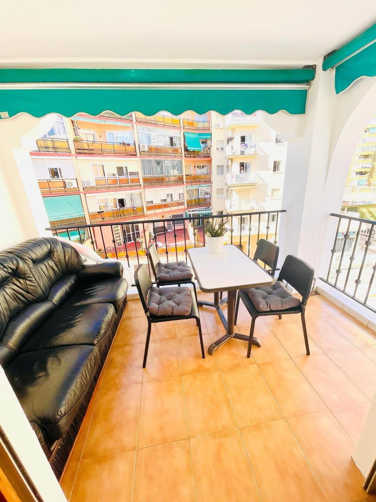 Apartamento Centro Torremolinos Con Solarium Exterior foto